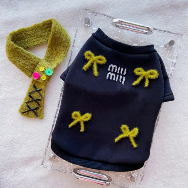 Mui Mui Bow Designer Dog Sweatshirt With Scarf - Image 4