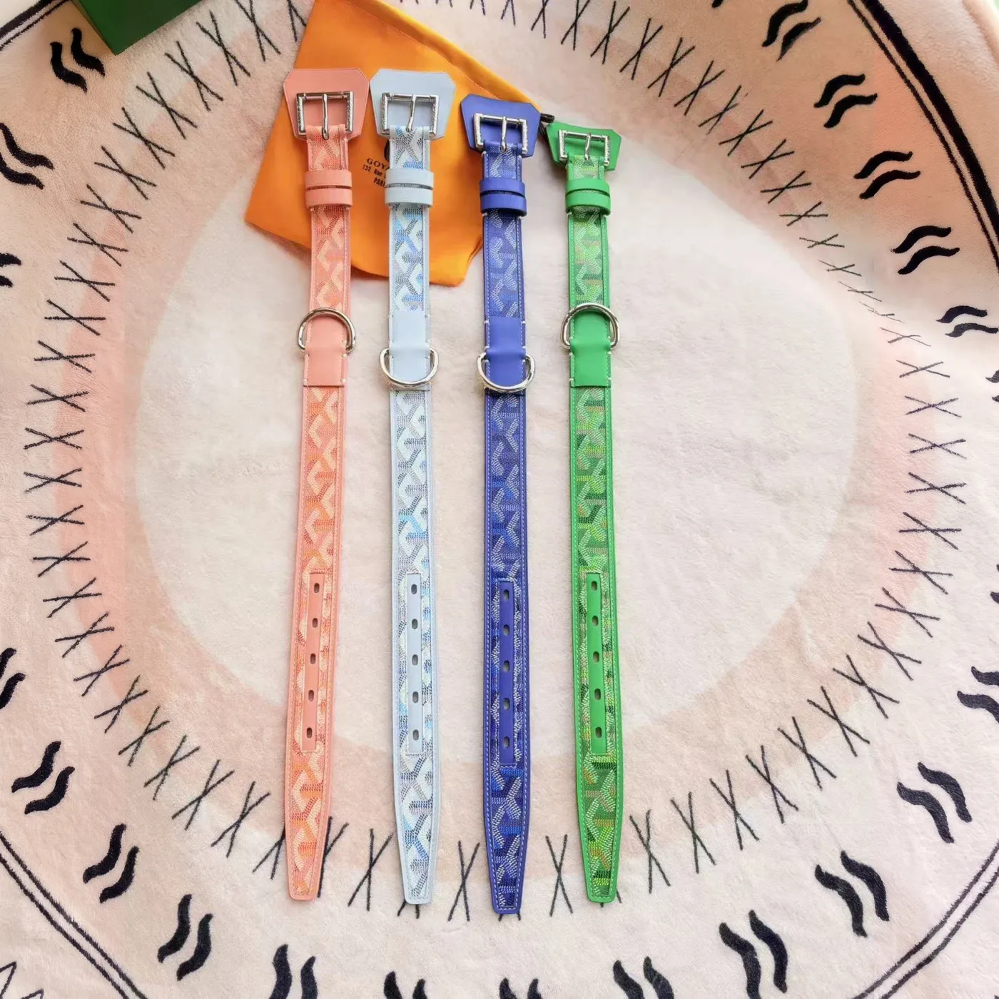 goyard dog collar multicolored buckle view