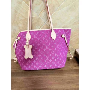 louis vuitton dog carrier tote pink front