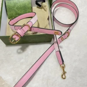 gucci dog collar and leash set pink front view